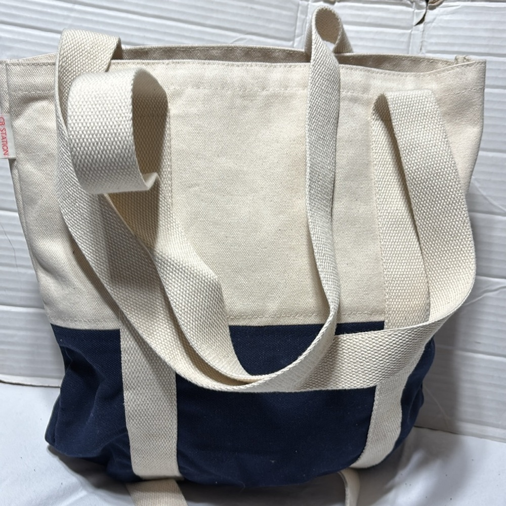 CB Station canvas adjustable tote. NWOT - Picture 4 of 8